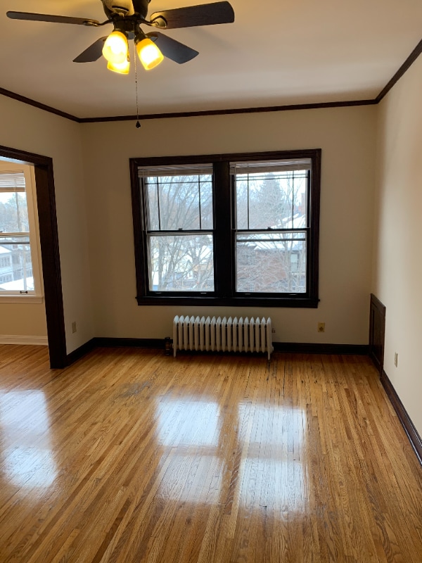 Building Photo - 145 S Chatsworth St