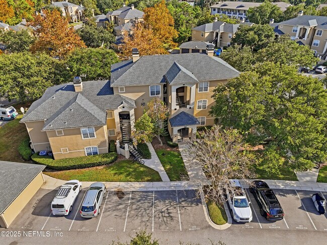 Building Photo - 1655 The Greens Way Unit 2415