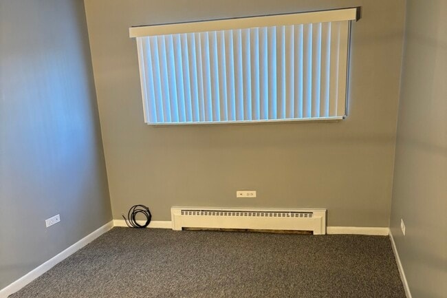 Photo - 18361 Glen Oak Ave