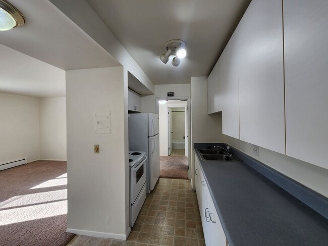 Photo - LIBERTY VALLEY APARTMENTS
