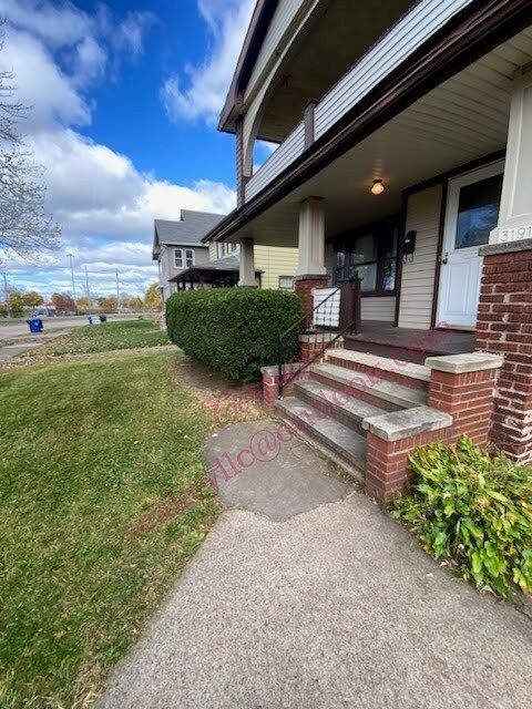 Photo - 3191 W 116th St