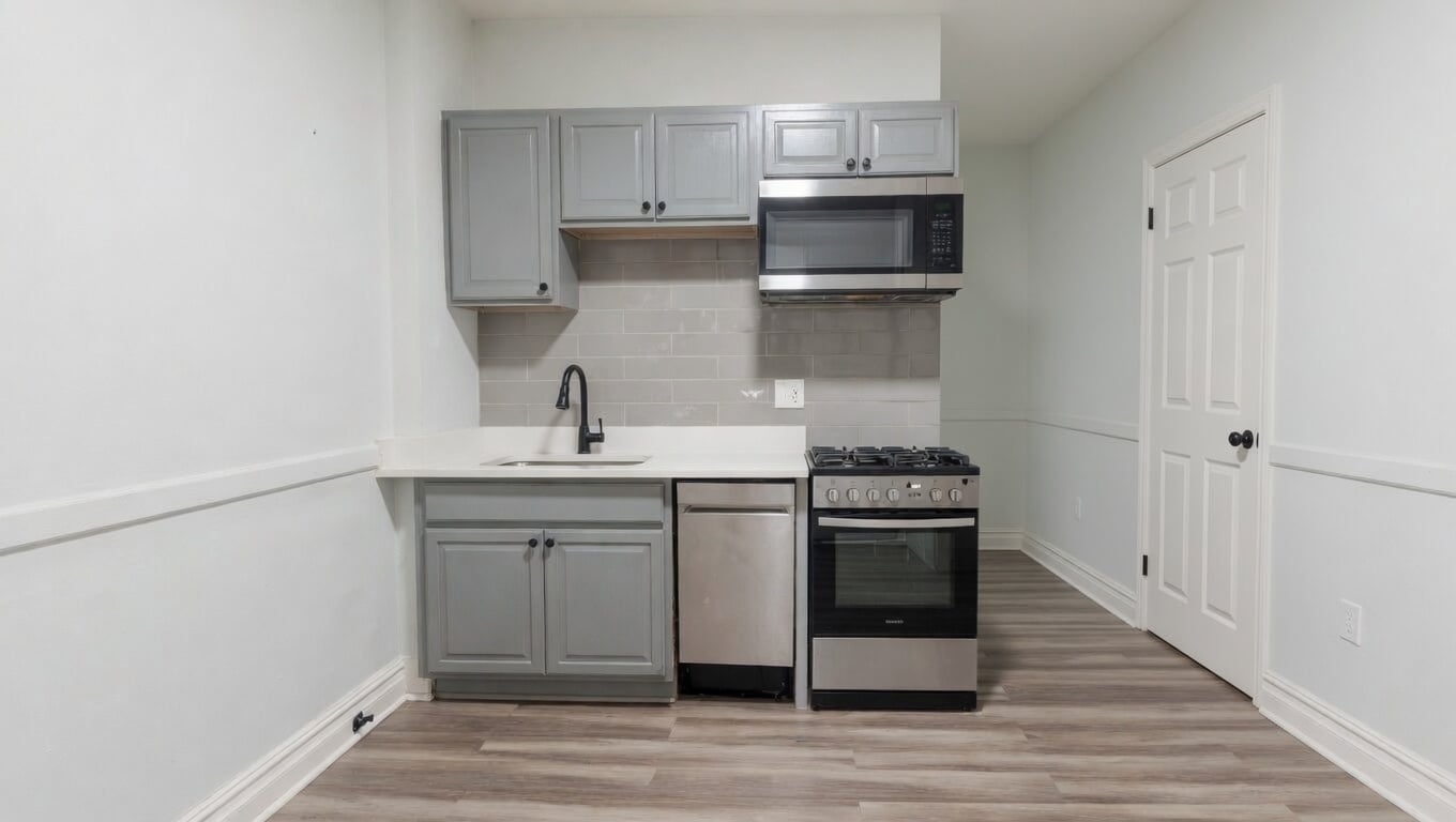 Photo - 3649 W Montrose Ave Unit 1M