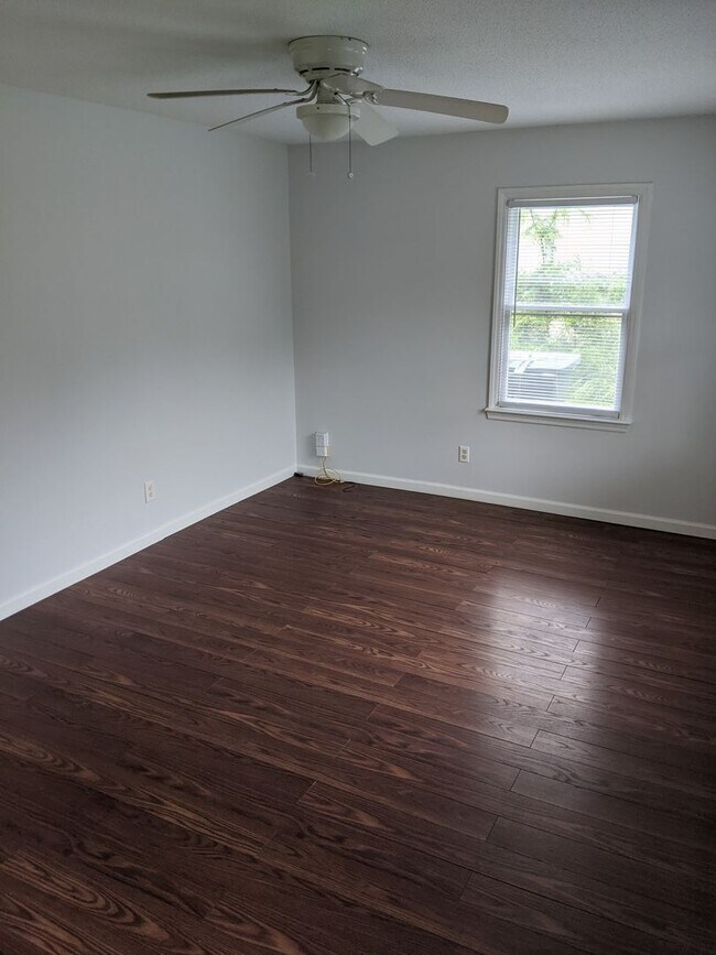 Photo - 105 Starlite Dr Unit A