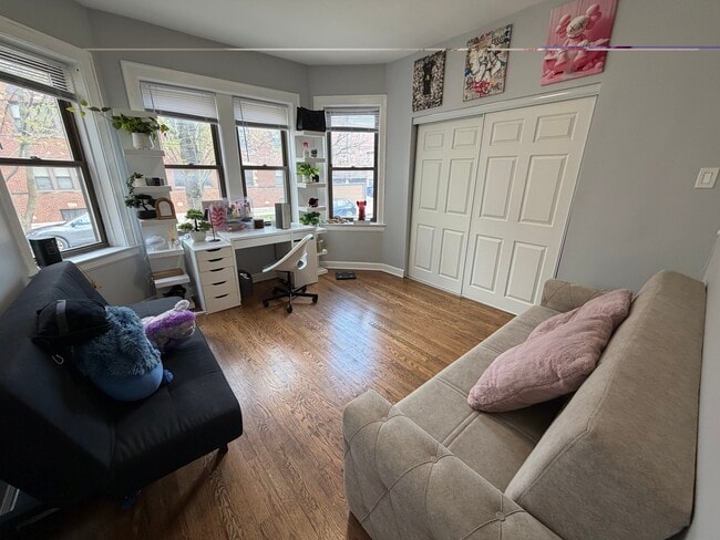 Photo - 3219 W Balmoral Ave Unit 1