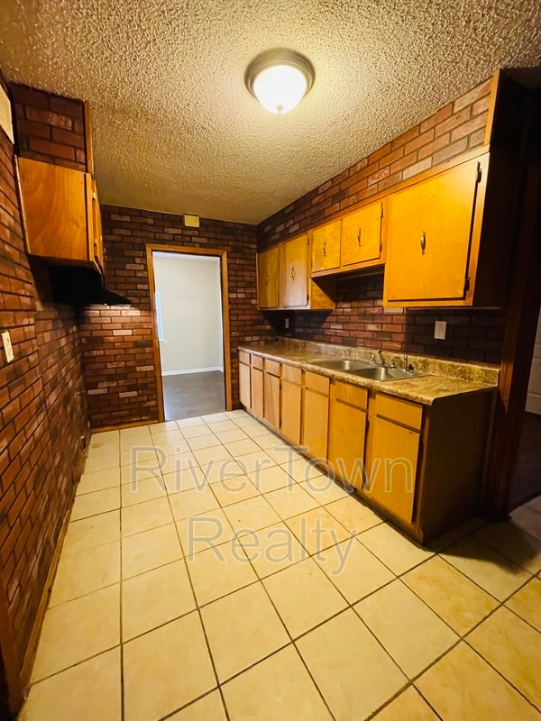 Photo - 4860 Leonard Rd