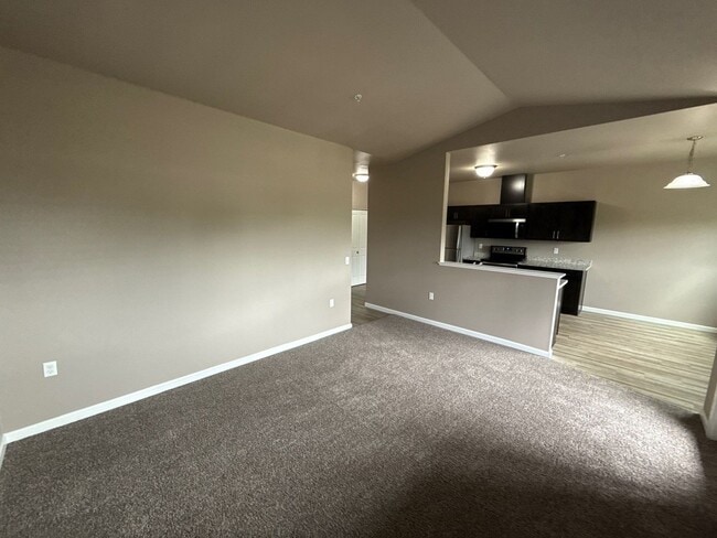 Photo - 4245 Hawthorne Ave NE Unit 302
