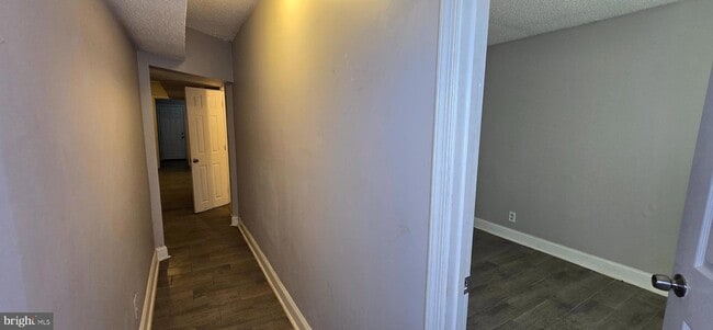 Photo - 1702 Gales St NE