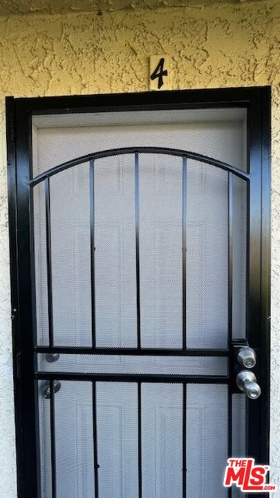 Photo - 1240 N Evergreen Ave Unit 4