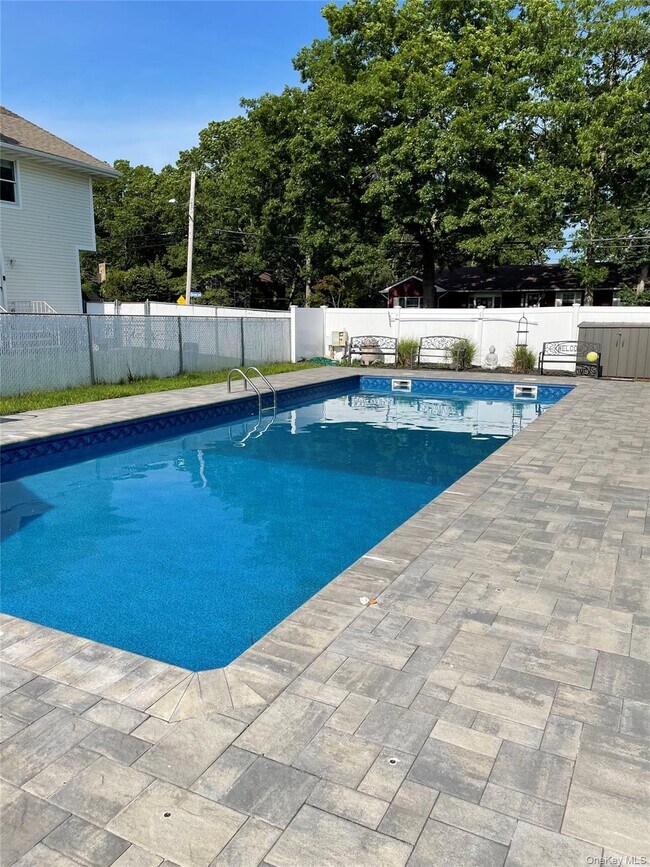 Photo - 1362 Hummel Ave