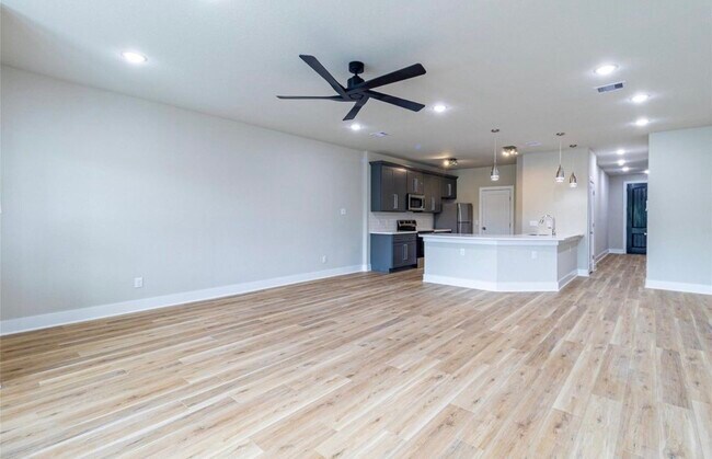 9101 Noel St