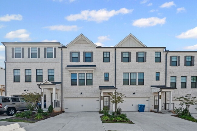 Building Photo - 2730 Harrison Dr Rental