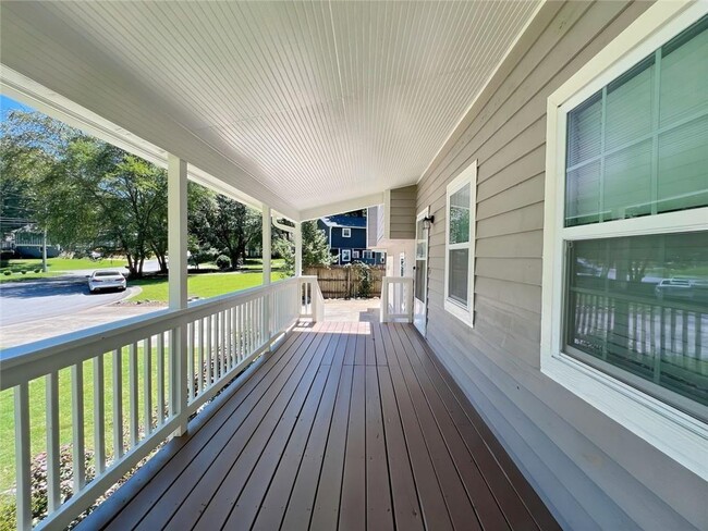 Photo - 2688 Shetland Ln