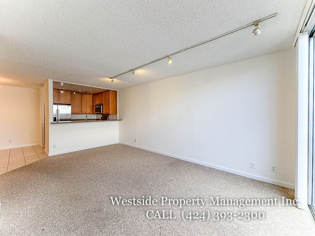 Photo - 11645 Montana Ave