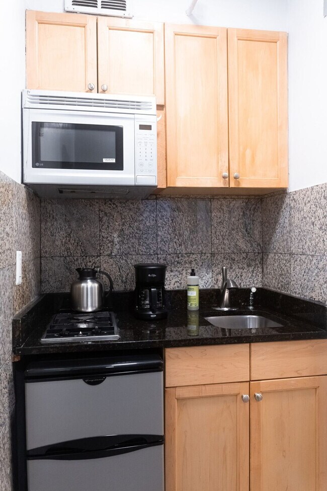 252 E 33rd St Unit SI FL2-ID1323897P