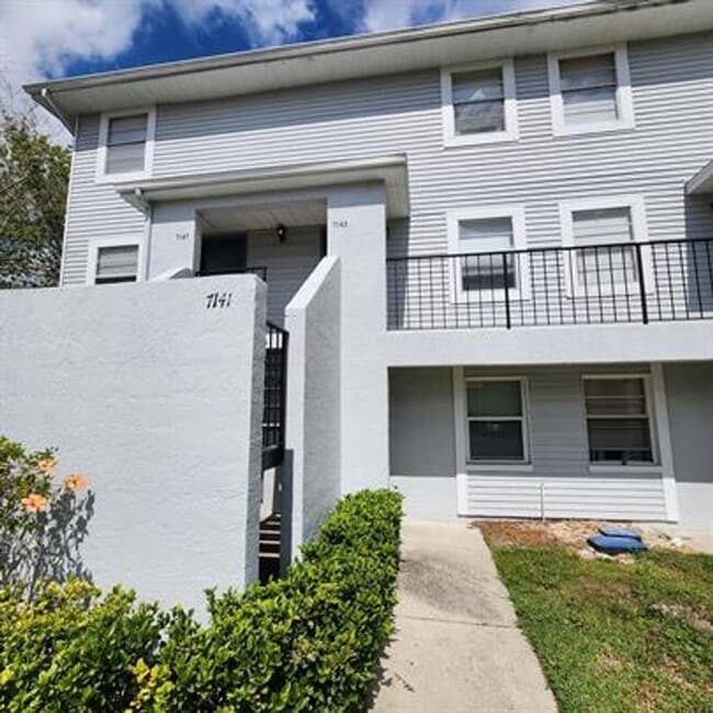 Building Photo - Waterside Community Condo – Steps from Sce...