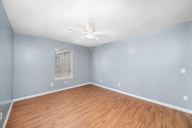 Photo - 6415 S Lake Houston Pkwy Unit 402