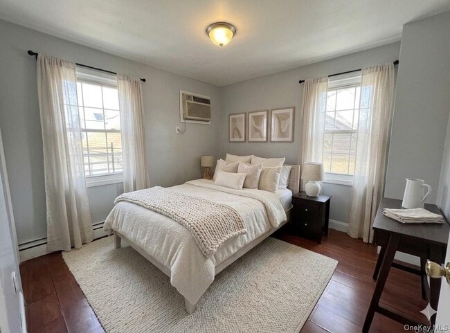 Photo - 180-11 146th Ave