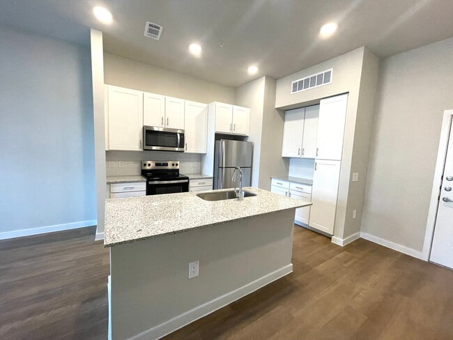 Photo - 1325 Choate Pkwy Unit 9342