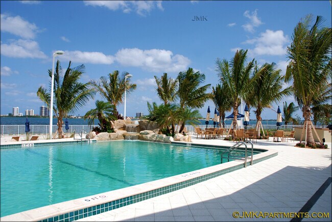 Photo - 230 US 1 Unidad Island Style Property