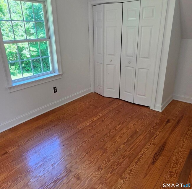 Photo - 19 Moodus Leesville Rd