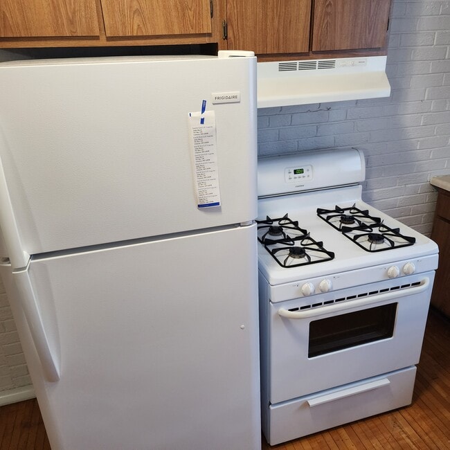 Photo - 326 E Central St