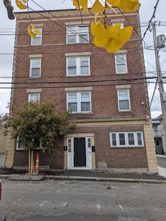 Building Photo - 29 Palmer St Unit #2