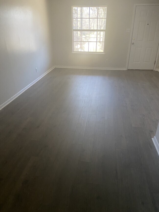 801 Forest Hollow Unit 6