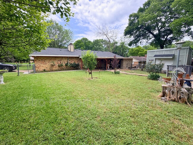 1226 Linkwood Ln