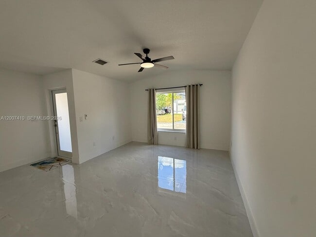 Photo - 10058 SW 156th Ct