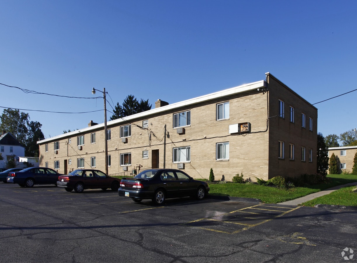 Northdale Club Apartments - Northdale Club Apartments