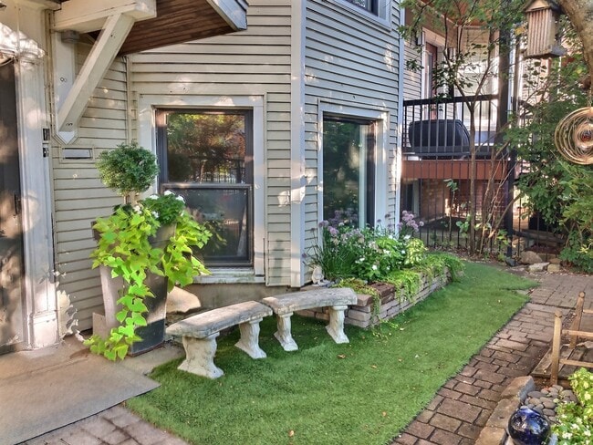 Photo - 3745 N Seminary Ave