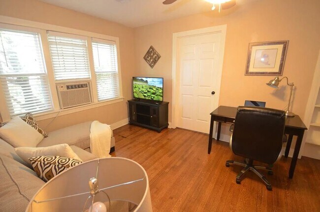 Photo - Charming Fully Furnished or unfurnished 1-Bed, 1-Bath steps from the Plaza District Unit 1712-8