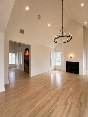 Photo - 5115 Vanderbilt Ave