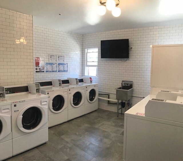Kipling Apartments