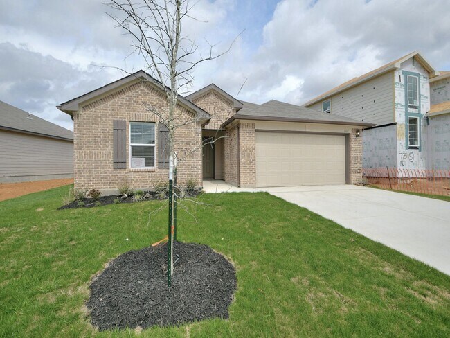 Photo - 4 BR/ 2 BA in Seguin - 1612 SF in Arroyo Ranch!