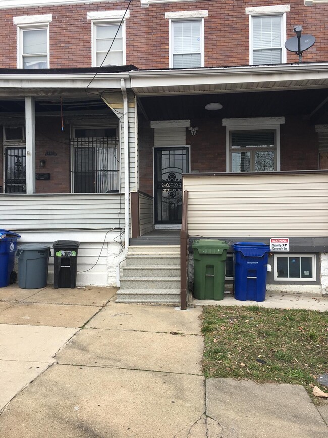Photo - 3118 Wilkens Ave