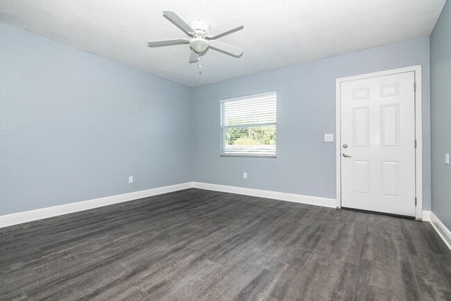 Photo - Newly Renovated and Remodeled - 2 Bedroom 1 Bath for Lease in Brandon, FL
