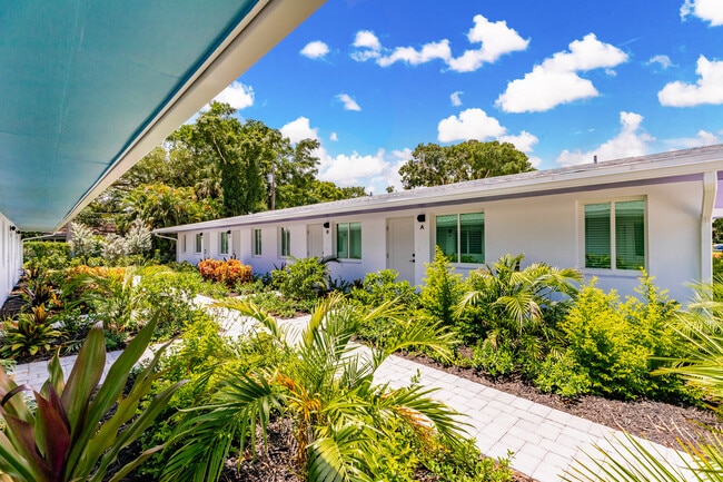Building Photo - The Shoreline at 19th - Steps from the beach Rental