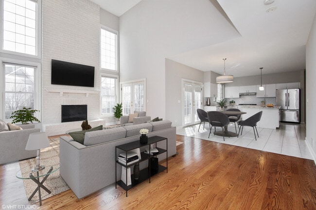 Photo - 2127 Chandler Ln