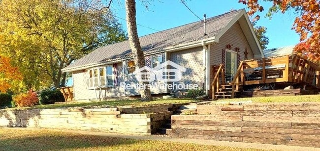 Building Photo - 4101 3rd St