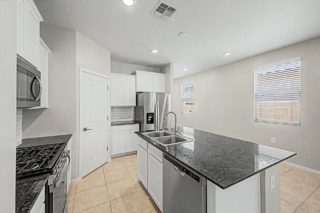 Photo - 14155 W Georgia Dr