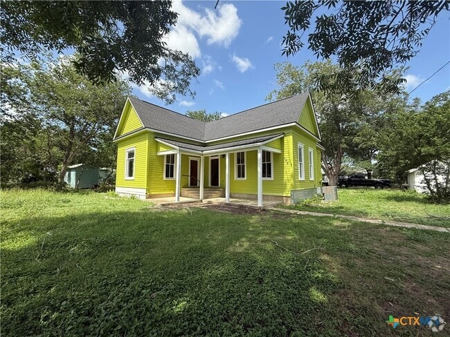 Building Photo - 184 3rd St Rental