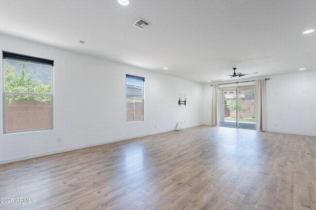 Photo - 9570 W Whispering Wind Dr