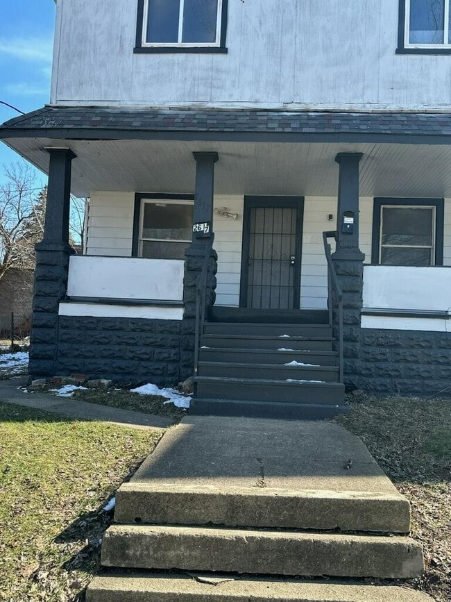 Photo - 2617 E 114th St