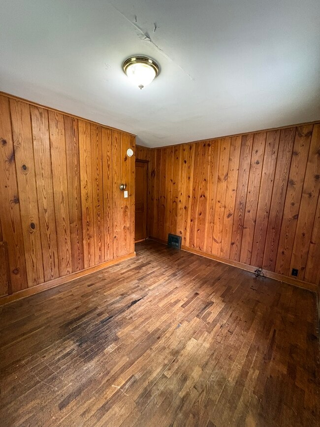 Photo - 805 N Monroe St
