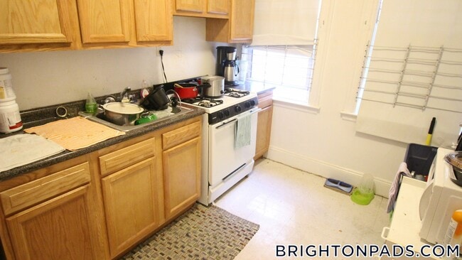Photo - 1634 Commonwealth Ave Unidad 5