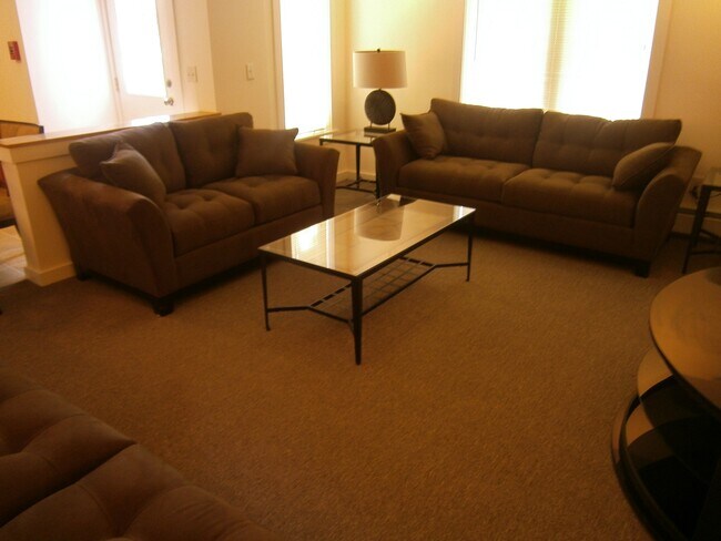 Photo - 102 Highland Pl Unidad #7