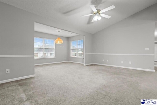 Photo - 529 3rd Loop Rd