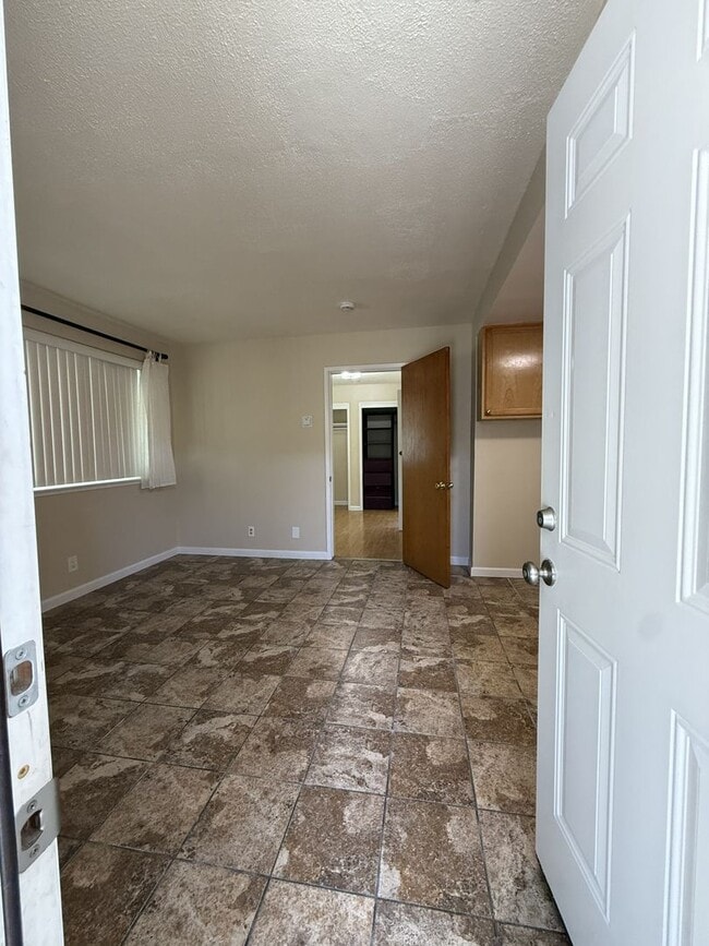 Photo - 410 Alden St Unit 414-1