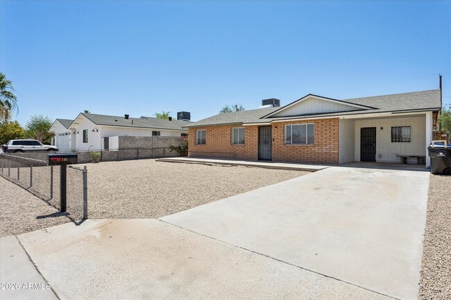 Photo - 735 E South Mountain Ave